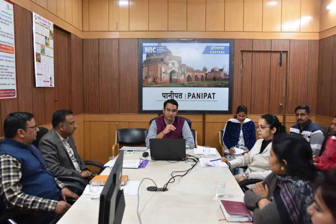 चुनाव को लेकर पानीपत में बैठक, पेड न्यूज पर प्रशासन की रहेगी नजर