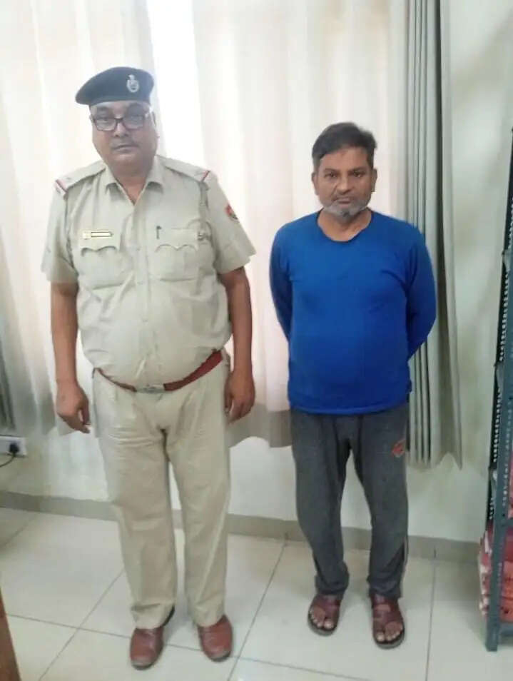 पानीपत के दिगम्बर जैन मंदिर से चांदी के पूजा के बर्तन चोरी करने वाले आरोपी से 95 हजार रुपए बरामद, चोरी के बर्तन बेच दिए थे 95 हजार मे