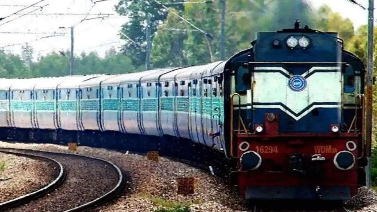 बिहार जाने वालो के लिए खुशखबरी, शुरू की ये नई ट्रेने
