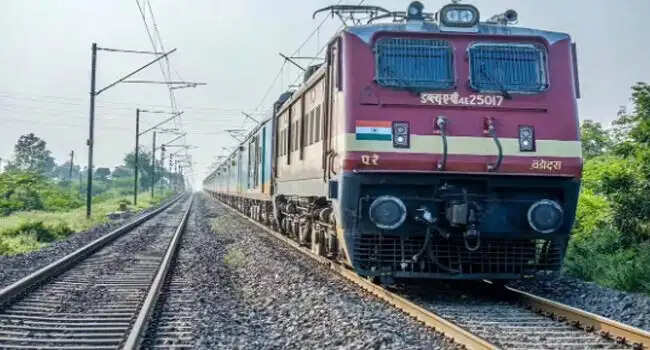 रेलवे अयोध्या के लिए चलाएगा स्पेशल ट्रेन