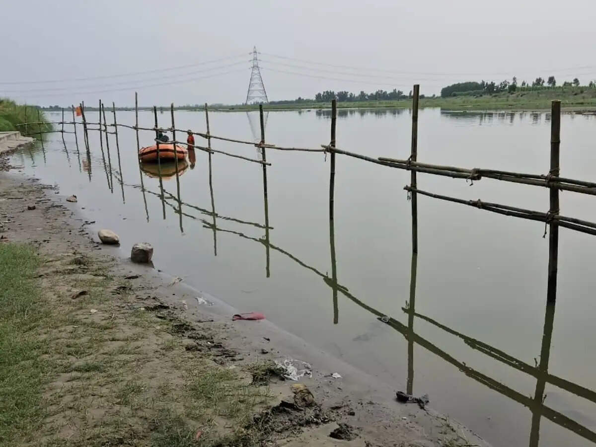 स्नान के समय हादसे से बच रहेंगे कांवडिए, पानीपत के यमुना घाट पर बैरिकेडिंग