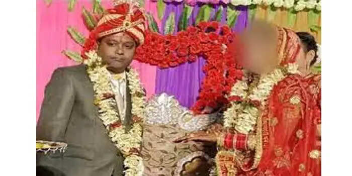 शादी के मंडप में दुल्हा हुआ बेहोश, फिर हुआ कुछ ऐसा आप भी हो जाएंगे हैरान