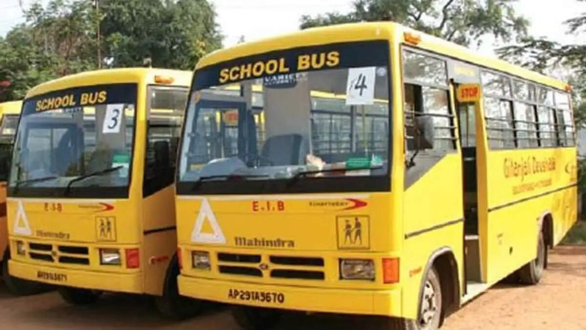 हरियाणा के इस जिले में अब नहीं चलेंगी 10 साल पुरानी स्कूल बसें