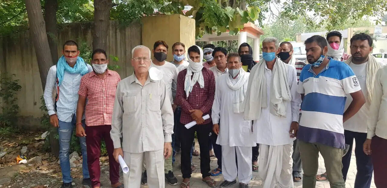 बिजली लाइन ठीक कर रहा था लाइन मैन, चालू हो गई बिजली..हुई मौत