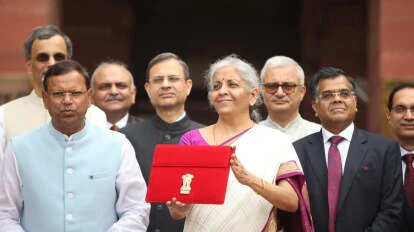 पेश हुए बजट की पढ़िए 10 बड़ी बाते, सारी बाते आपके काम की