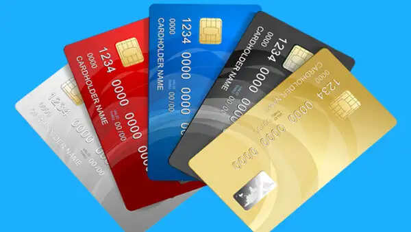 CREDIT CARD BILL पेमेंट पर कितना लगता है चार्ज, पढ़िए पूरी खबर