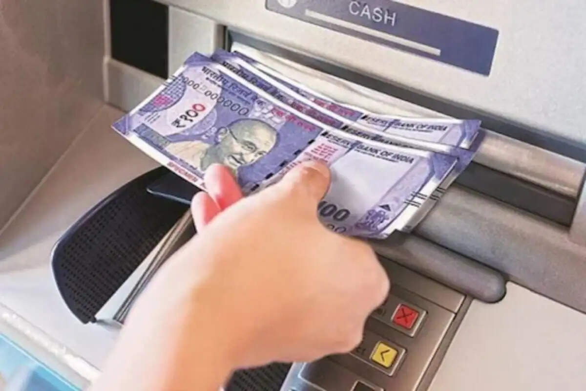 अब बिना ATM कार्ड के निकाले पैसे, जानिए कैसे ?