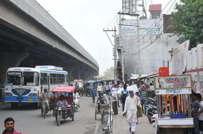 PANIPAT में ई-रिक्शा चालक ने व्यक्ति ऐसे लूटा सवारी को