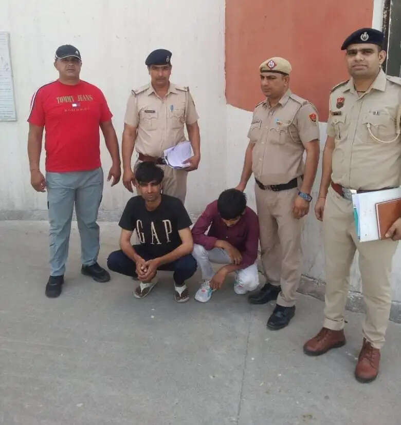 PANIPAT:- जूस की दुकान से नकदी चोरी करने वाले 2 आरोपी गिरफ्तार, 9 हजार रूपये बरामद