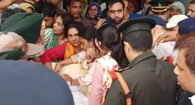 आज शहीद मेजर आशीष की रस्म क्रिया