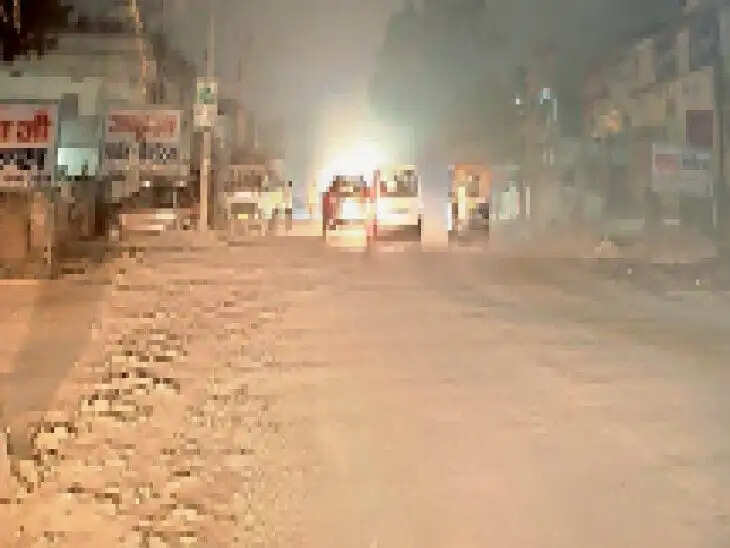 पानीपत के इस रोड़ पर गड्ढे भरने शुरू, राहत मिलने की जागी उम्मीद
