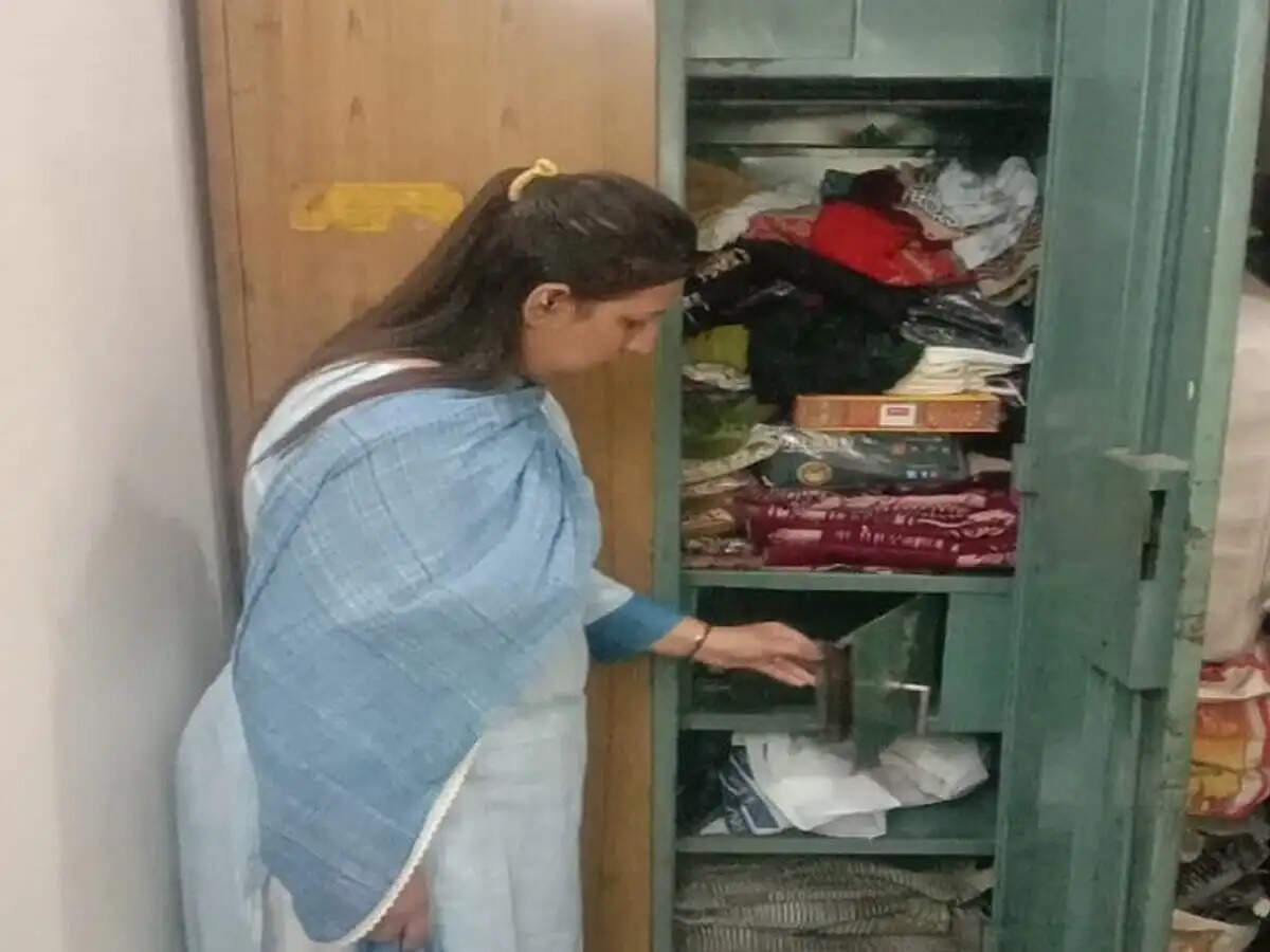 PANIPAT मे पार्षद के घर मे हुई चोरी, 3 घंटे के लिए परिवार गया था बाहर