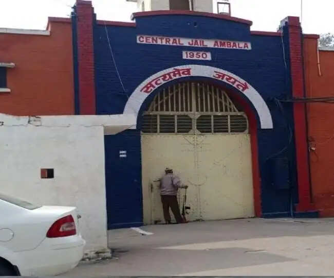 सेंट्रल जेल मे कैदी ने की सुसाइड की कोशिश, डाक्टर से पहले मांगी दवा और फिर...
