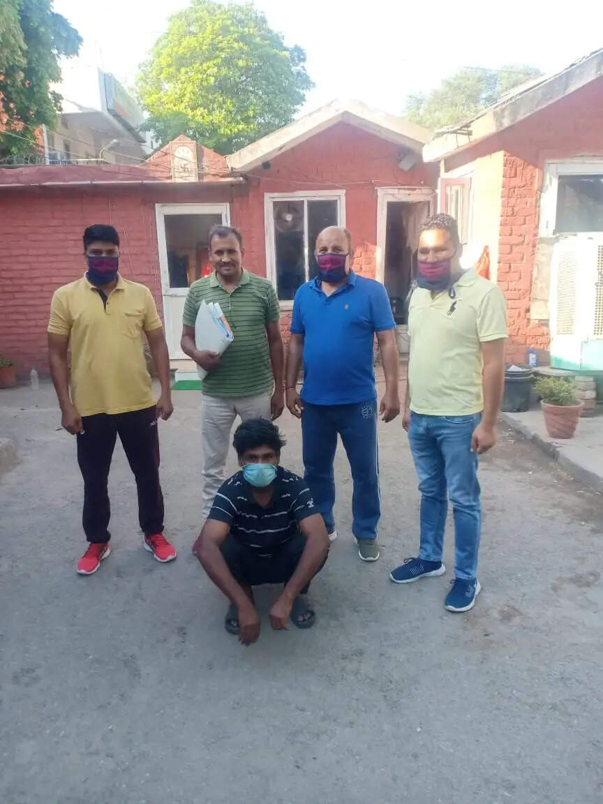जांनलेवा हमला करने के मामले मे करीब एक साल से फरार चल रहे आरोपी को किया काबू