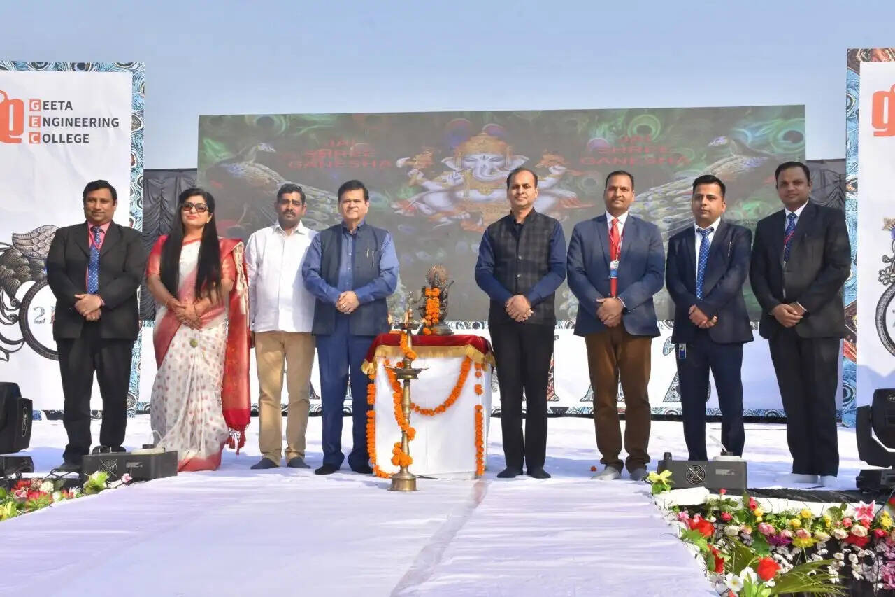 गीता इंजीनियरिंग कॉलेज में आगाज 2021 फ्रेशेर पार्टी का किया भव्य आयोजन, देखिए तस्वीरें