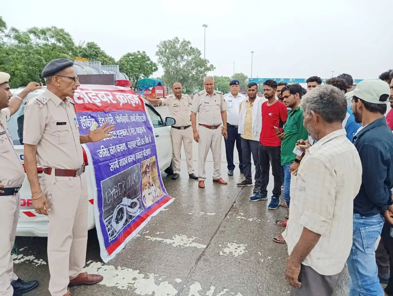 PANIPAT पुलिस ने साइबर अपराध को लेकर किया जागरूक