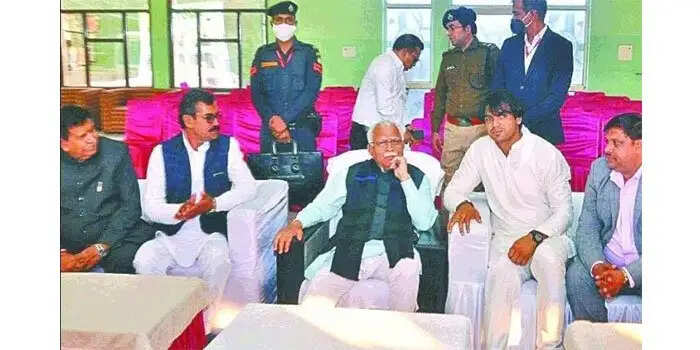 Golden Boy नीरज चोपड़ा की बहन की शादी पर पहुंचे CM मनोहर लाल, आशीर्वाद देकर दी शुभकामनाएं