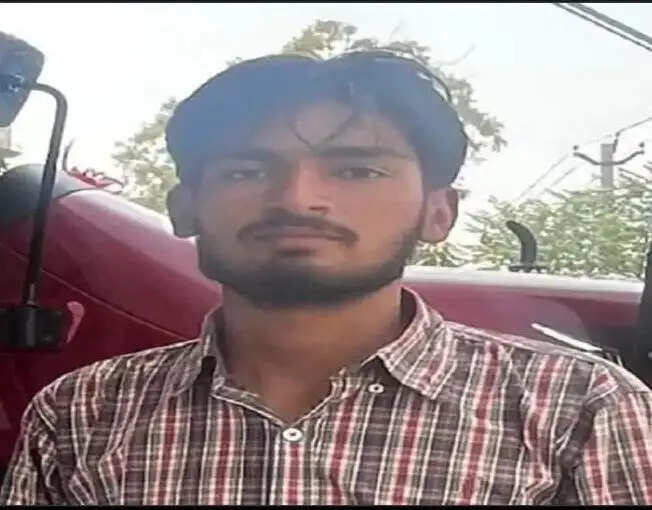 सिरसा में चारा काटते वक्त 2 दोस्तों की करंट लगने से मौ#त..