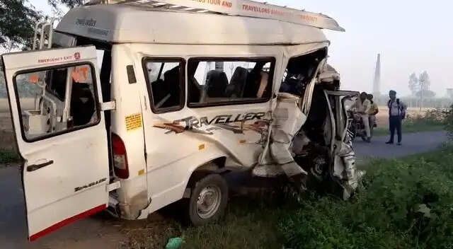 बड़ा हादसा, बस और ट्रैक्टर-ट्रॉली की जबरदस्त भिड़ंत, 2 की मौत