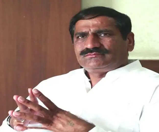 PANIPAT:- कांग्रेस MLA धर्म सिंह छौक्कर पर बिजली निगम की बड़ी कार्रवाई, लाखों रुपए बिल बकाया होने पर काटे Connection