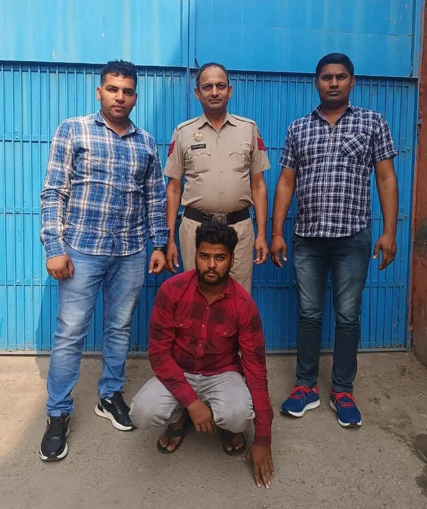पानीपत पुलिस ने किया अवैध देसी पिस्तौल रखने वाले युवक को किया गिरफ्तार