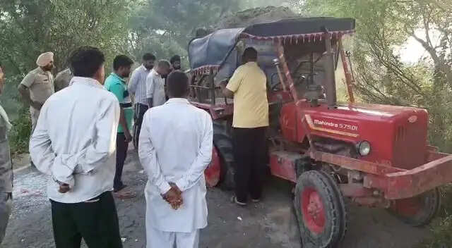 बड़ा हादसा, बस और ट्रैक्टर-ट्रॉली की जबरदस्त भिड़ंत, 2 की मौत