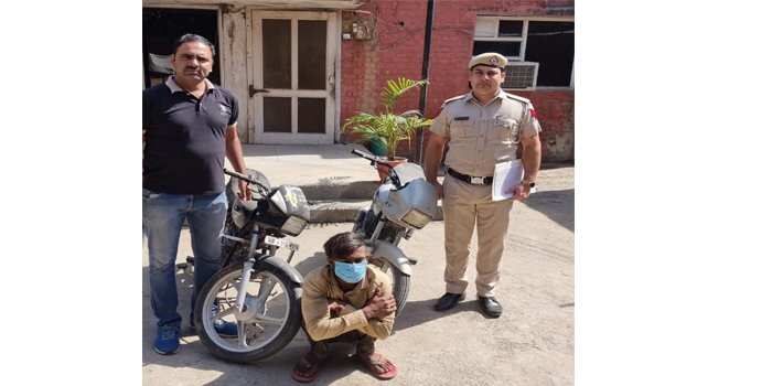 बाइक चोरी करने वाला आरोपित काबू, 2 बाइक बरामद