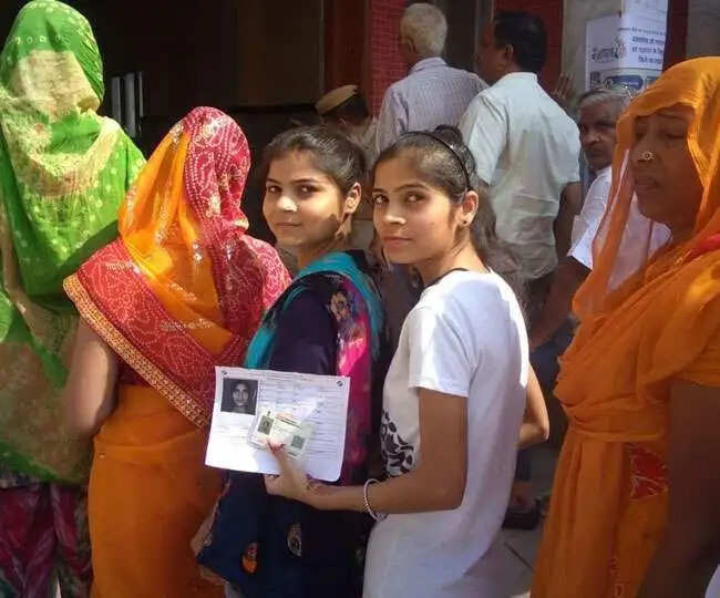हरियाणा  में महिलाओं की ताकत बढ़ी, संभालेंगी पंचायती राज की कमान