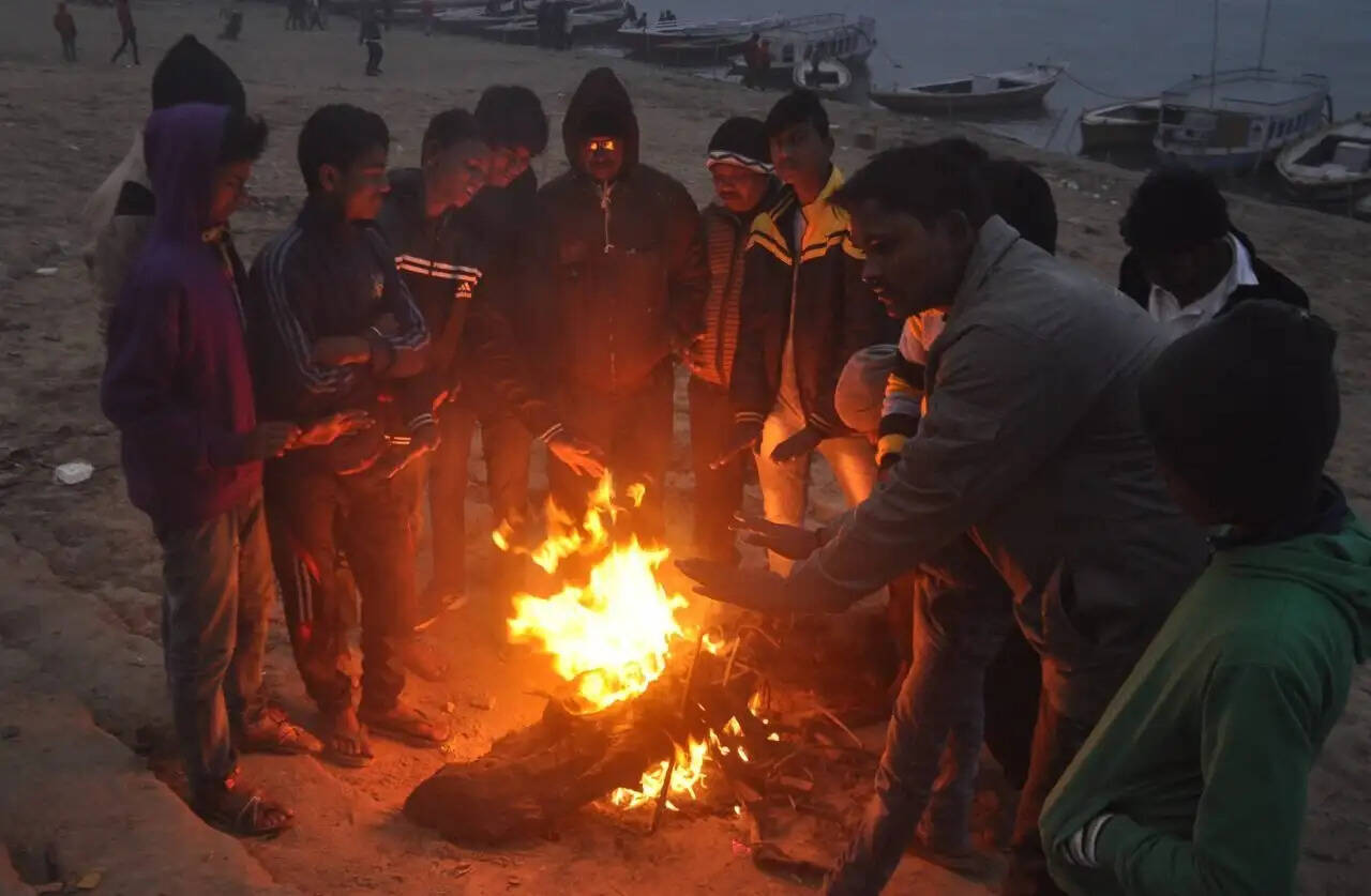 बढती ठंड व कोहरे ने उड़ाए होश, जारी की गाइडलाइंस