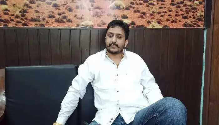 सोनाली फोगाट के मुंह बोले भाई पर फायरिंग